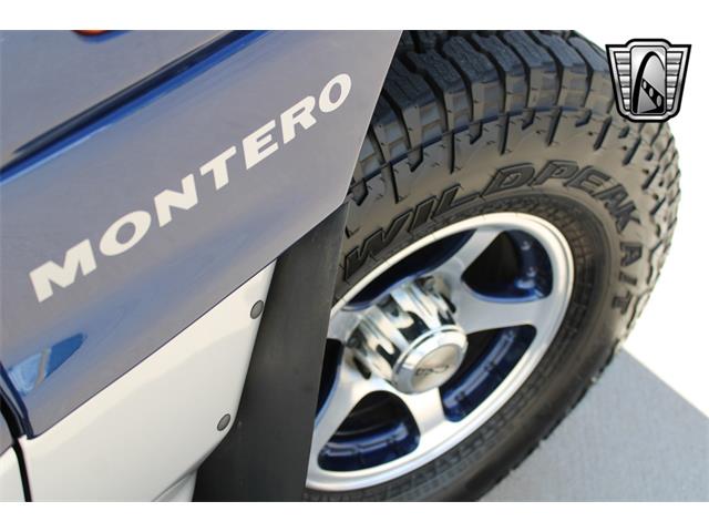 1998 Mitsubishi Pajero (CC-1857833) for sale in O'Fallon, Illinois