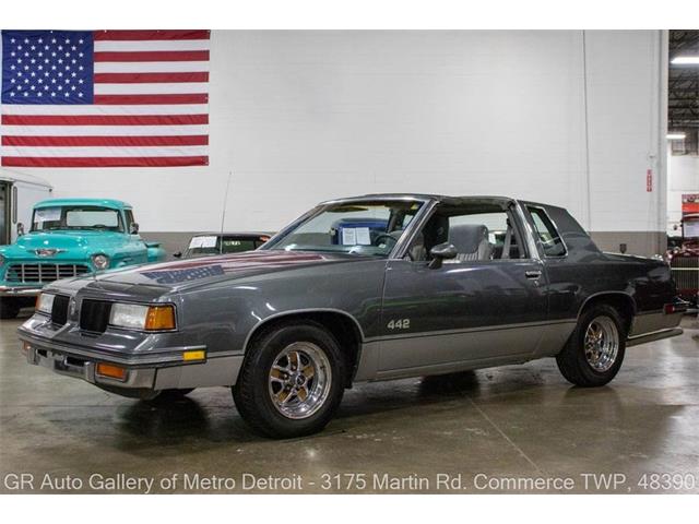 1987 Oldsmobile Cutlass Supreme (CC-1858083) for sale in Kentwood, Michigan