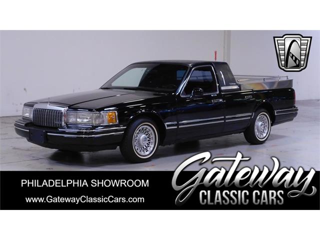 1993 Lincoln Town Car (CC-1858297) for sale in O'Fallon, Illinois