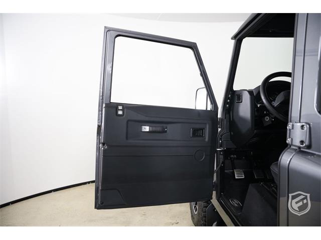 1991 Land Rover Defender 110 (CC-1858661) for sale in Chatsworth, California