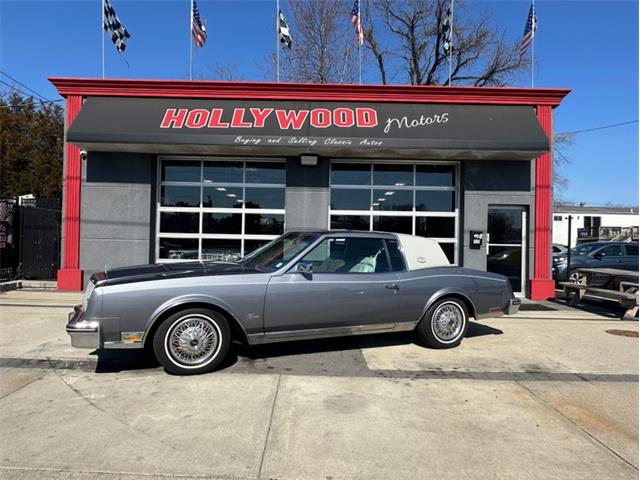 1982 Buick Riviera (CC-1858741) for sale in West Babylon, New York