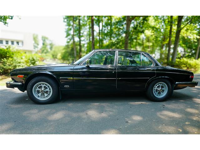 1985 Jaguar XJ6 (CC-1858909) for sale in Fairfax, Virginia