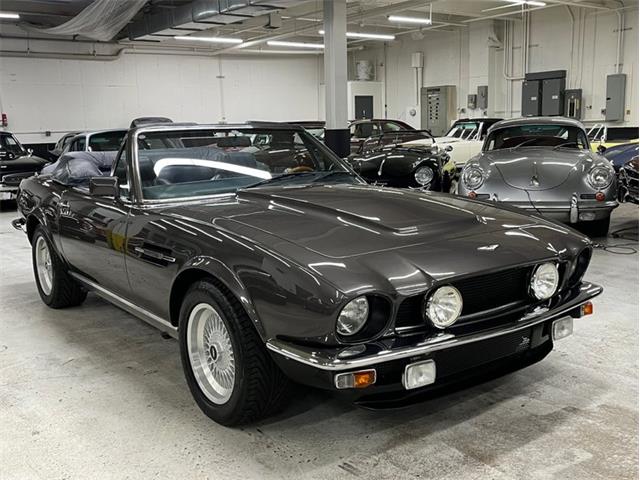 1989 Aston Martin V8 (CC-1859092) for sale in Huntington Station, New York