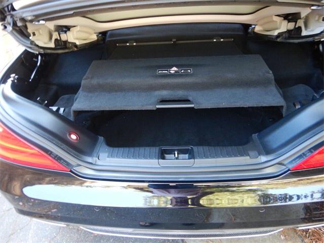 2015 Mercedes-Benz SL-Class (CC-1859123) for sale in Woodland Hills, California