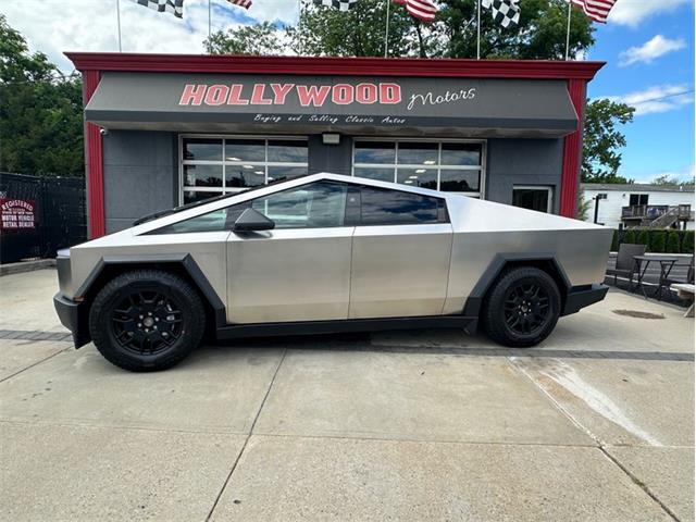 2024 Tesla Cybertruck (CC-1859988) for sale in West Babylon, New York