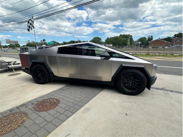 2024 Tesla Cybertruck (CC-1859988) for sale in West Babylon, New York