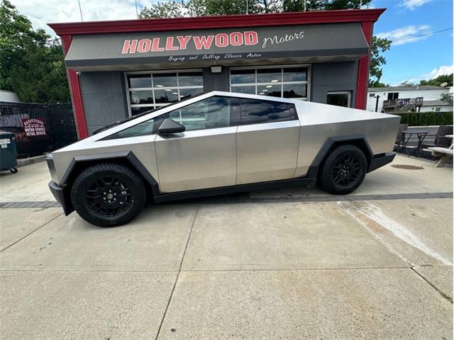 2024 Tesla Cybertruck (CC-1859988) for sale in West Babylon, New York