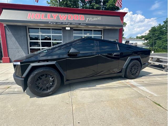 2024 Tesla Cybertruck (CC-1859988) for sale in West Babylon, New York