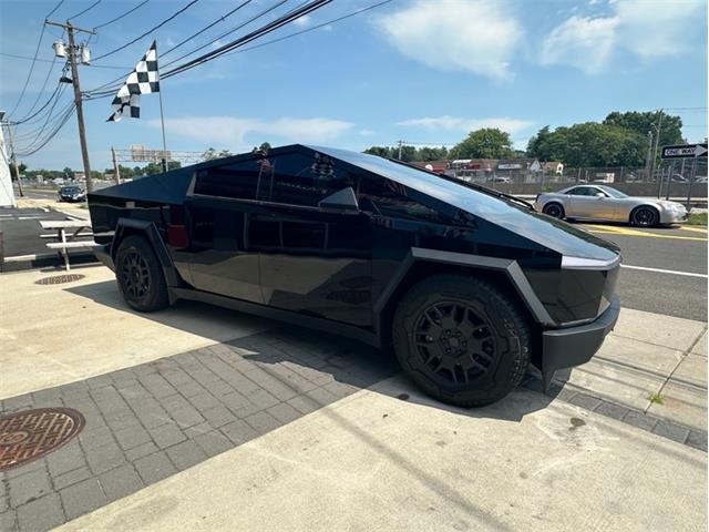 2024 Tesla Cybertruck (CC-1859988) for sale in West Babylon, New York