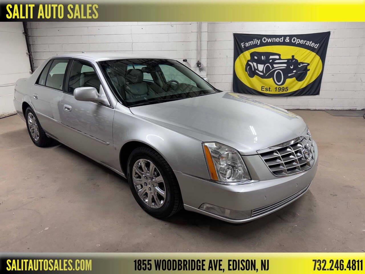 2009 Cadillac DTS in Edison, New Jersey