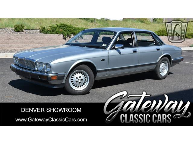 1991 Jaguar XJ6 (CC-1860208) for sale in O'Fallon, Illinois