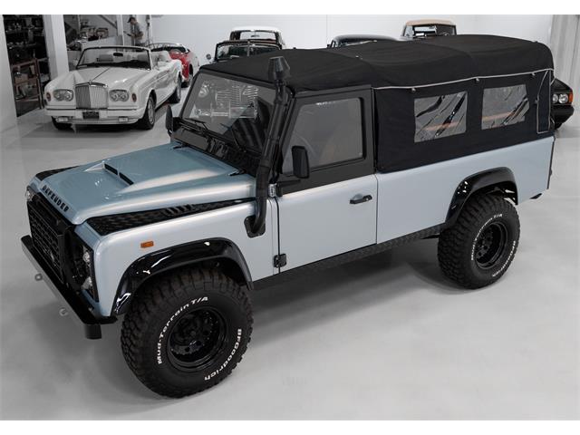 1985 Land Rover Defender 110 (CC-1862447) for sale in St. Ann, Missouri