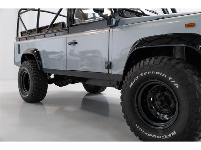 1985 Land Rover Defender 110 (CC-1862447) for sale in St. Ann, Missouri
