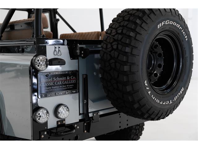 1985 Land Rover Defender 110 (CC-1862447) for sale in St. Ann, Missouri