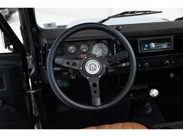 1985 Land Rover Defender 110 (CC-1862447) for sale in St. Ann, Missouri