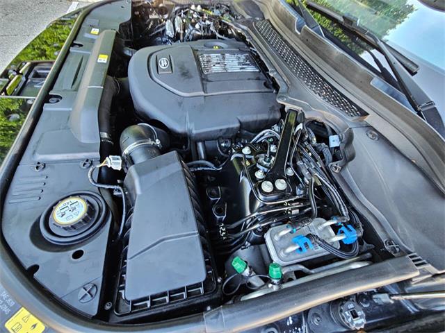 2017 Land Rover Range Rover (CC-1862783) for sale in Woodland Hills, California