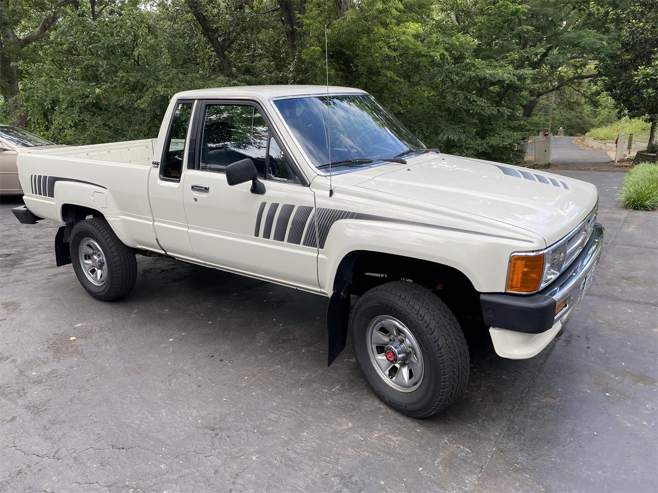 1988 Toyota SR5 for Sale | ClassicCars.com | CC-1862917