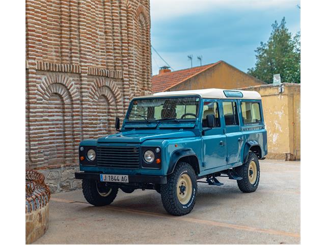 1995 Land Rover Defender 110 (CC-1863008) for sale in Easton, Pennsylvania