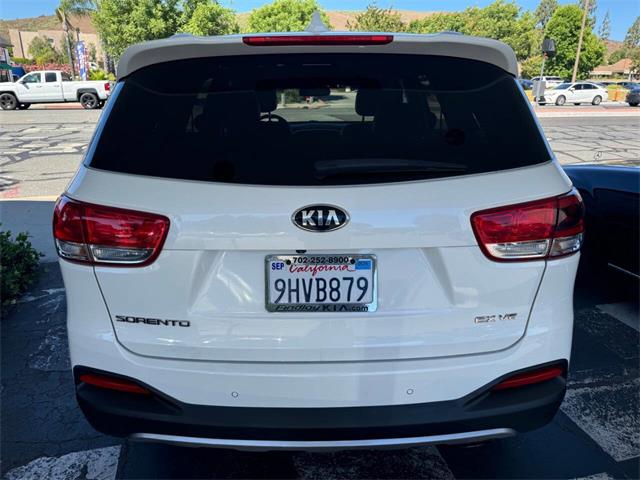 2016 Kia Sorento (CC-1863051) for sale in Thousand Oaks, California