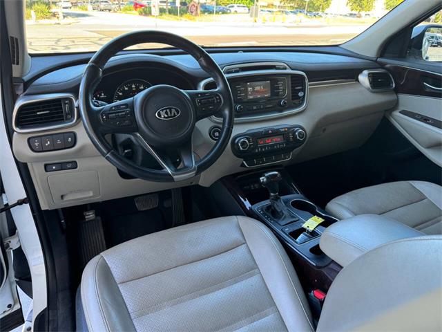 2016 Kia Sorento (CC-1863051) for sale in Thousand Oaks, California