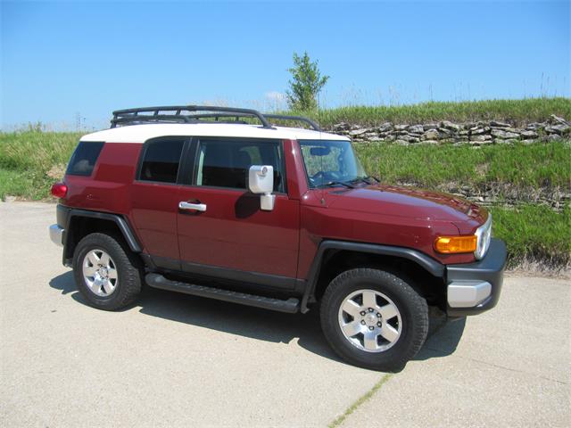 2010 Toyota FJ Cruiser (CC-1863104) for sale in Omaha, Nebraska