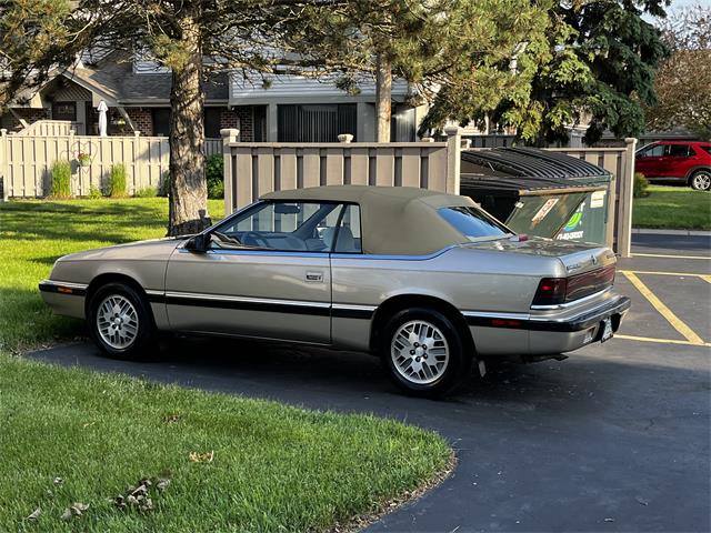 1990 Chrysler LeBaron (CC-1863298) for sale in Kenosha, Wisconsin