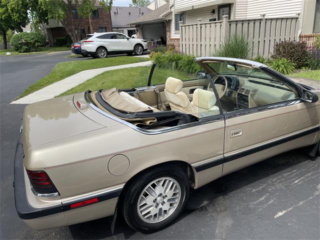 1990 Chrysler LeBaron (CC-1863298) for sale in Kenosha, Wisconsin