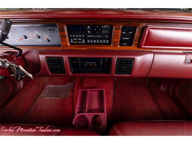 1991 Oldsmobile Custom Cruiser (CC-1864593) for sale in Lenoir City, Tennessee