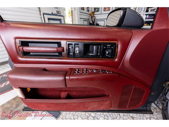 1991 Oldsmobile Custom Cruiser (CC-1864593) for sale in Lenoir City, Tennessee