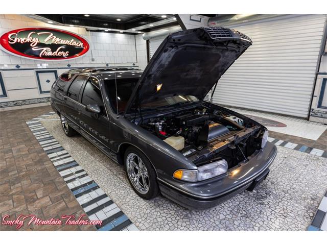 1991 Oldsmobile Custom Cruiser (CC-1864593) for sale in Lenoir City, Tennessee