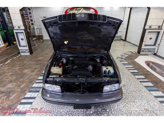 1991 Oldsmobile Custom Cruiser (CC-1864593) for sale in Lenoir City, Tennessee