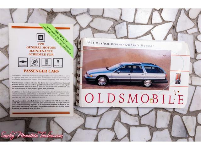 1991 Oldsmobile Custom Cruiser (CC-1864593) for sale in Lenoir City, Tennessee