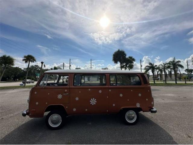 1977 Volkswagen Bus (CC-1865876) for sale in Cadillac, Michigan