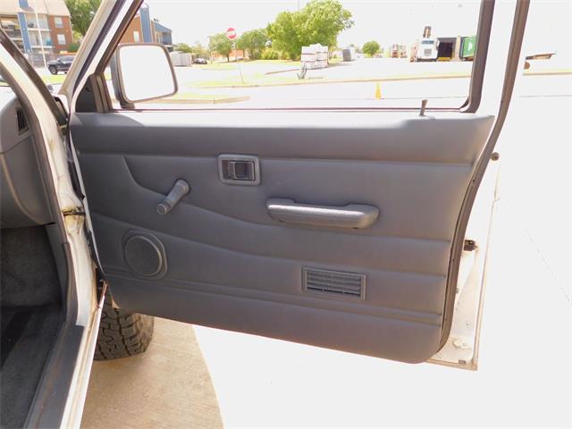 1996 Nissan Pickup (CC-1866542) for sale in O'Fallon, Illinois