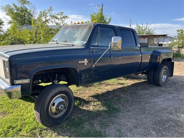 1985 Chevrolet K-30 (CC-1867366) for sale in Cadillac, Michigan