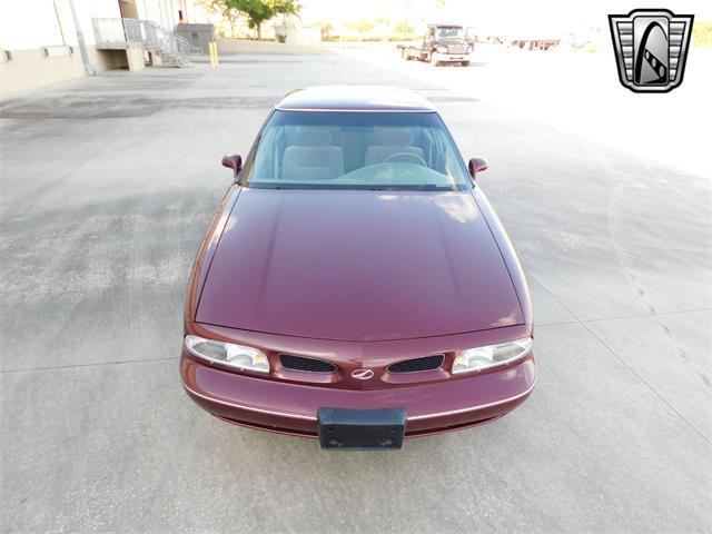 1998 Oldsmobile 88 (CC-1867839) for sale in O'Fallon, Illinois