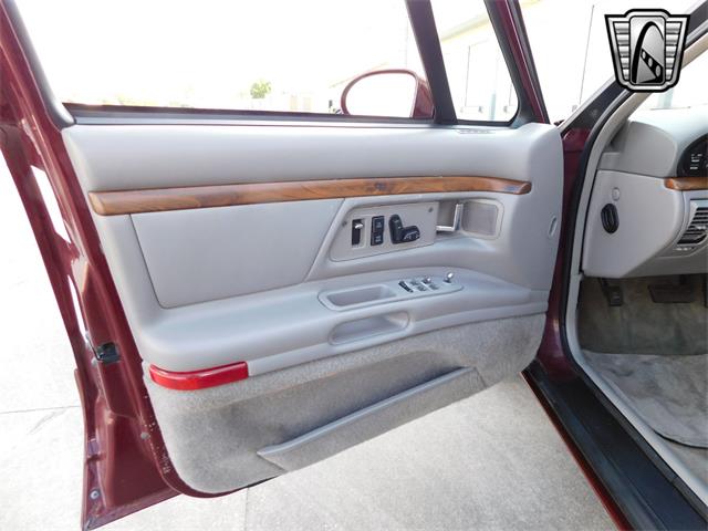 1998 Oldsmobile 88 (CC-1867839) for sale in O'Fallon, Illinois