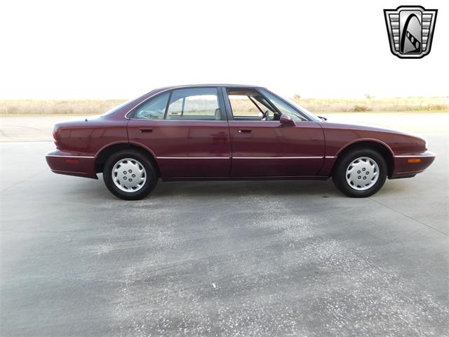 1998 Oldsmobile 88 (CC-1867839) for sale in O'Fallon, Illinois