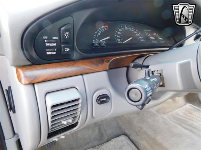 1998 Oldsmobile 88 (CC-1867839) for sale in O'Fallon, Illinois
