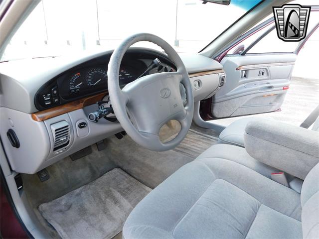 1998 Oldsmobile 88 (CC-1867839) for sale in O'Fallon, Illinois
