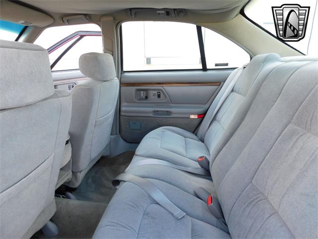 1998 Oldsmobile 88 (CC-1867839) for sale in O'Fallon, Illinois