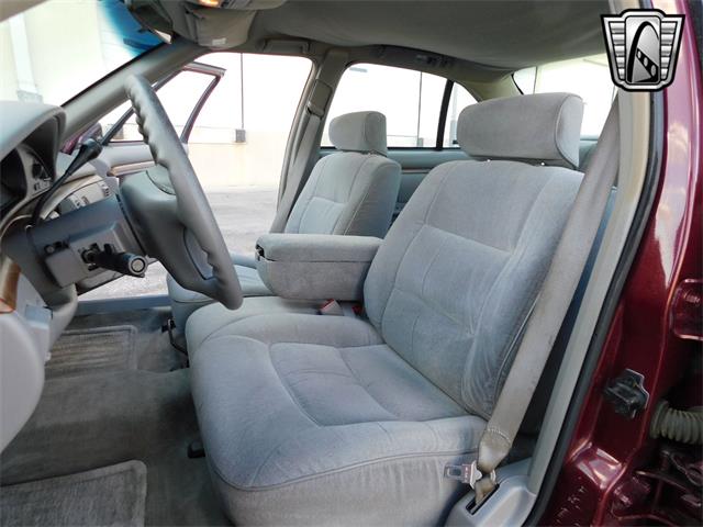 1998 Oldsmobile 88 (CC-1867839) for sale in O'Fallon, Illinois