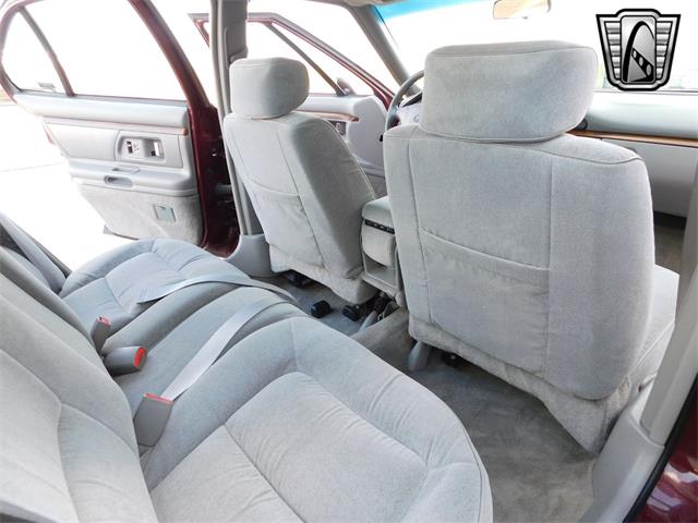 1998 Oldsmobile 88 (CC-1867839) for sale in O'Fallon, Illinois