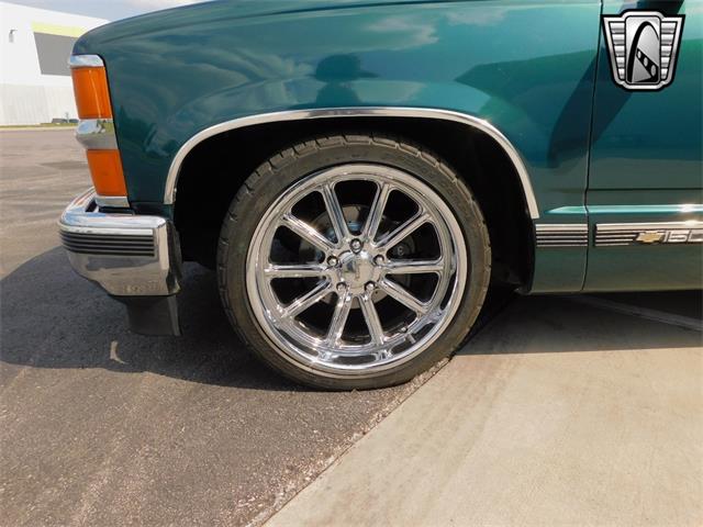 1996 Chevrolet Cheyenne (CC-1868541) for sale in O'Fallon, Illinois
