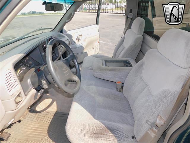 1996 Chevrolet Cheyenne (CC-1868541) for sale in O'Fallon, Illinois
