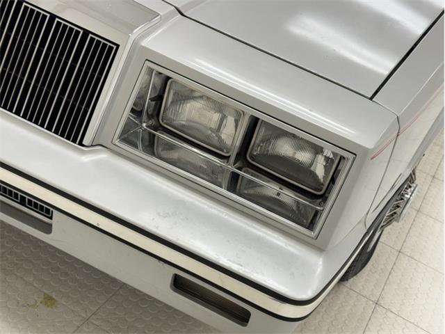 1985 Chrysler LeBaron (CC-1873087) for sale in Morgantown, Pennsylvania