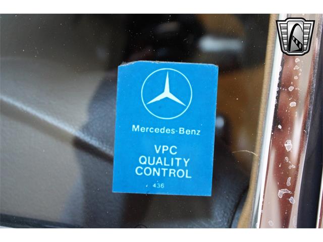 1988 Mercedes-Benz 560SL (CC-1870060) for sale in O'Fallon, Illinois