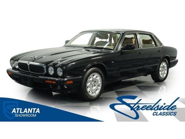 2001 Jaguar XJ8 (CC-1876255) for sale in Lithia Springs, Georgia