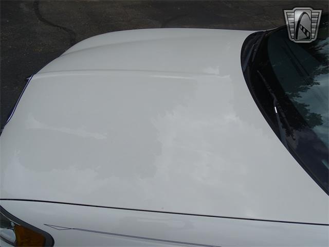 2001 Lincoln Town Car (CC-1876375) for sale in O'Fallon, Illinois