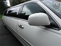 2001 Lincoln Town Car (CC-1876375) for sale in O'Fallon, Illinois